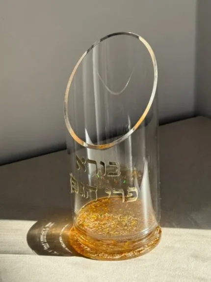 מעמד לבקבוק יין