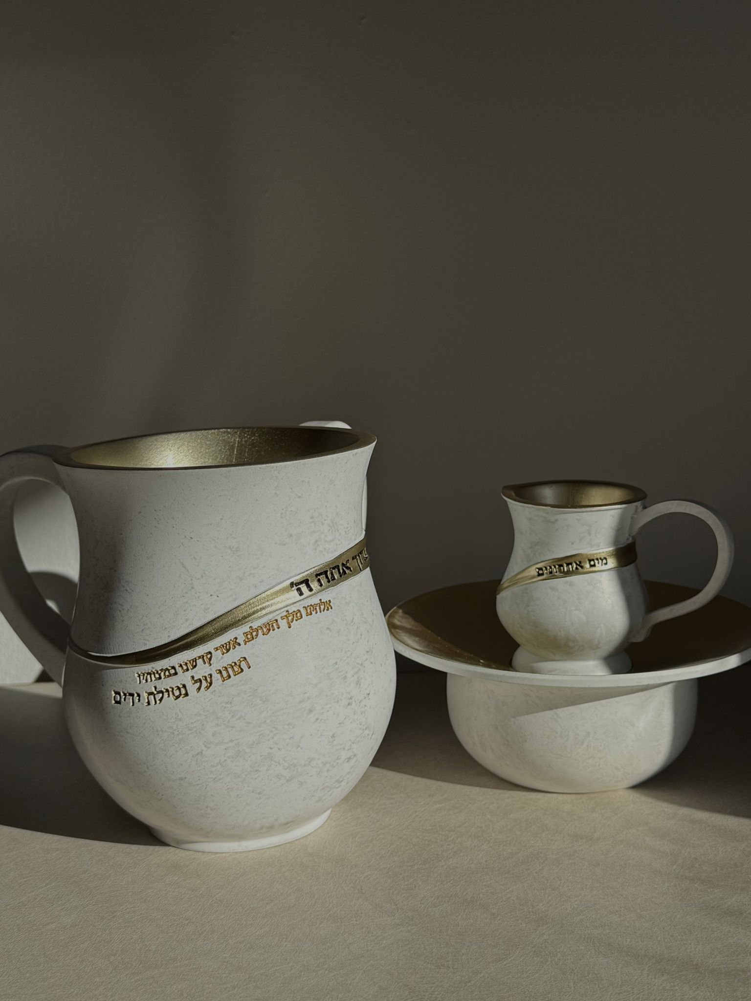 סט נטלה ומים אחרונים סט נטלה ומים אחרונים זהב