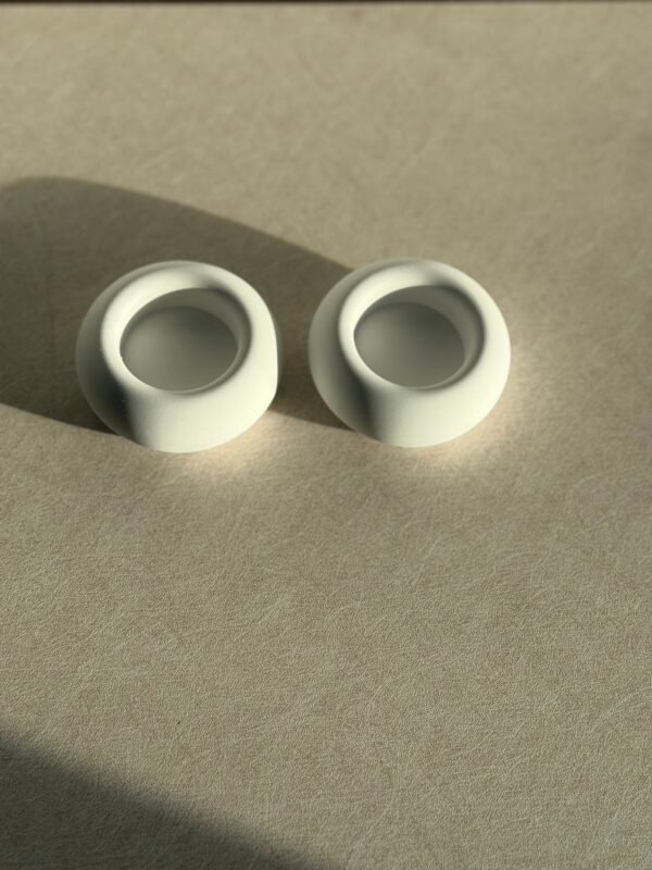 פמוטים מפוארים מבטון