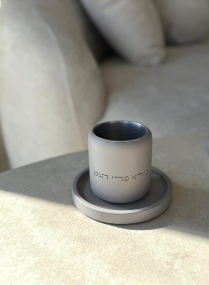כוס קידוש בטון אפור