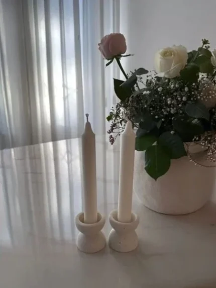 פמוטי בטון קלאסיים בצבע אבן