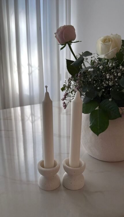 פמוטי בטון קלאסיים בצבע אבן